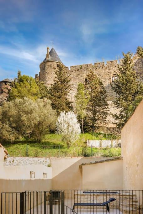 Longue Vie A La Reine - Piscine - Chateau Carcassone Exterior photo